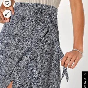 Lulu’s Tempest Navy Blue Print Wrap Maxi Skirt size XS thumbnail 5