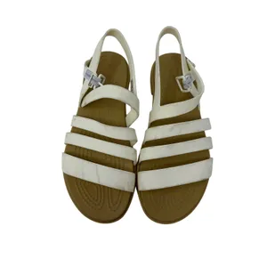 Crocs Size 5‎ Sandals White Strappy Comfort Vacation Summer Beach Pool Everyday thumbnail 2