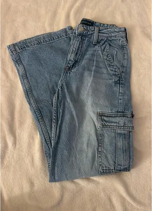 Aeropostale High-Rise Wide-Leg Jeans thumbnail 1