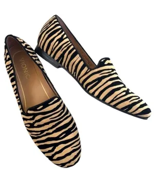 EUC Vionic Leather Willa Loafers Animal Print Size 7 thumbnail 1