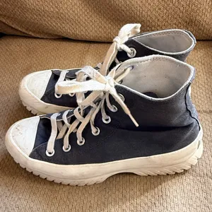 Converse All Star Chuck Taylor Chunky Athletic Shoes thumbnail 6