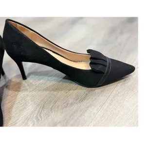 Journee Collection Marek Black Faux Suede Ruffle Pointed Toe Pumps 7.5 thumbnail 11