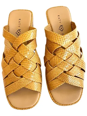 EUC Katy Perry Busy Bee Platform Criss Cross Strap Sandals Tan Snakeakin Size 9 thumbnail 2