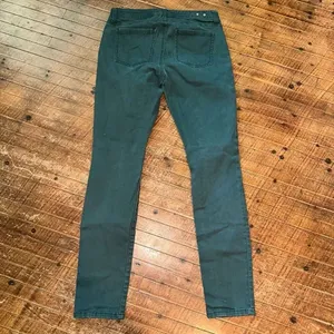 CAbi hunter green #3388 ankle skinny zipped pocket size 4 jeans thumbnail 5