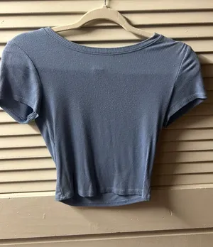 Blue cropped shirt thumbnail 1