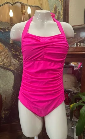 NWT SHEIN Chic Pink One Piece Swimsuit with Elegant Design thumbnail 1