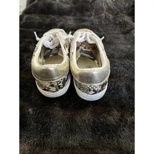 Steve Madden Womens Sneakers Sz 8 Stars Snake Print Suede Leather thumbnail 4