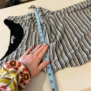 Bordeaux Los Angeles Black & White Asymmetrical Striped Mini Dress Size Medium thumbnail 7