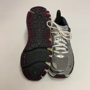 Brooks Women's Addiction‎ 10 Running Shoe size 7 A20 thumbnail 9