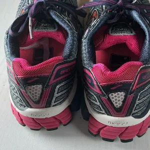 Brooks Women's Athletic Shoes - Gray and Pink b68 thumbnail 6