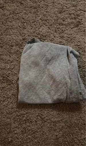 Gray shirt thumbnail 3