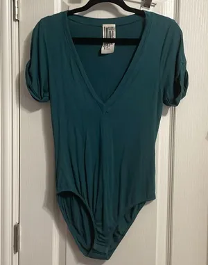 💙 Free People Me Oh My Short Sleeve Bodysuit thumbnail 2