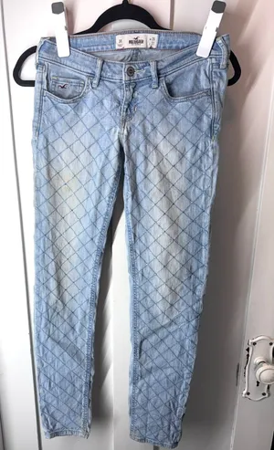Hollister Diamond Quilted Rhinestone Jeans Size 3R Light Wash Indie Sleaze Y2K thumbnail 1