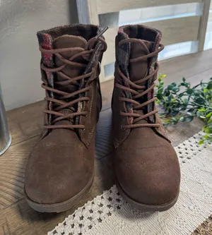 Brown booties Size 7.5 thumbnail 3