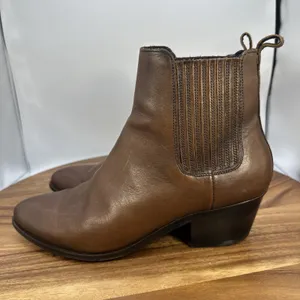 Thursday Boot Co.‎ Dreamer Chelsea Boots Brown Leather Pull On Women's 8 thumbnail 3