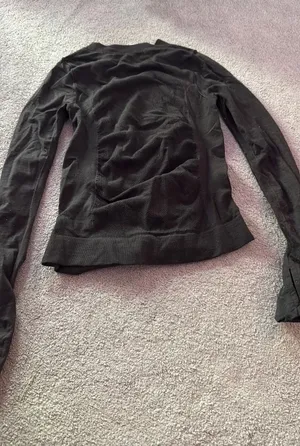 Athleta Long Sleeve thumbnail 1