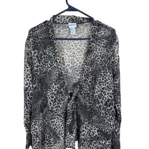 Chico's Metallic Leopard Print Sheer Mesh Tie Front Cardigan Gray Black Size XL thumbnail 2