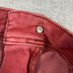 We The Free Jeans Womens 26 Red Mid Rise Skinny Distressed Fringe Hem Denim thumbnail 10