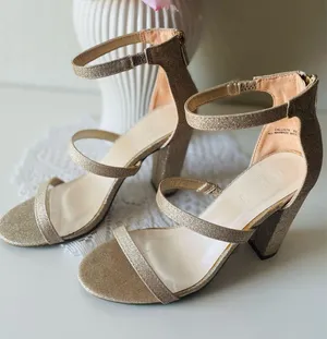 David's Bridal Callista Gold Glitter Block Heel Sandals Strappy Wedding Prom 6.5 thumbnail 1