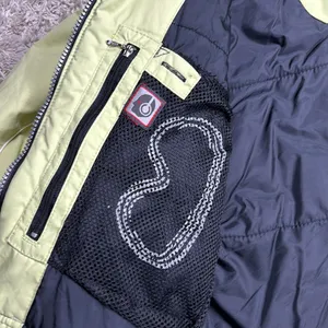Obermeyer Women's Ski Jacket, Pale Green/White, Size 10 thumbnail 9