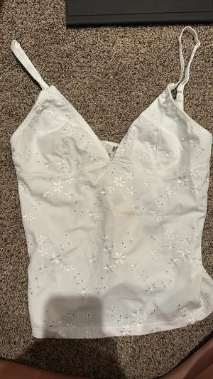 Urban Outfitters Top thumbnail 1