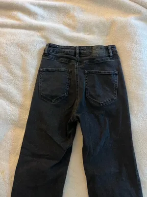 Stradivarius High Rise Black Skinny Jeans thumbnail 4