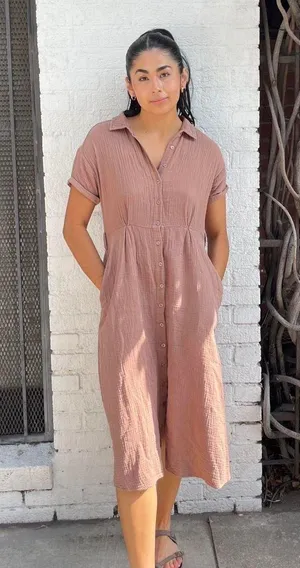 Old Navy Evereve Timeless tan cotton midi dress sz m / doesn’t come with waist tie thumbnail 1