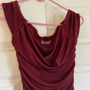 Hollister size small wine red Bodycon cowl neck mini formal dress thumbnail 3