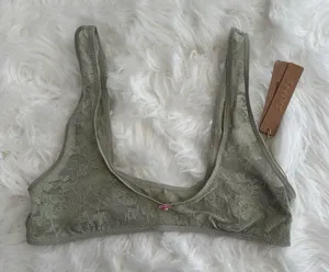 Skims Stretch Lace Plunge Bralette Talc Multi Size Small thumbnail 1