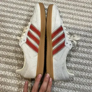 adidas Samba OG Pony Hair Wonder Beige / Cream White / Better Scarlet thumbnail 6