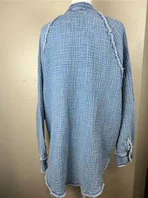 Aerie Washed Blue Button-Up Size Small thumbnail 3