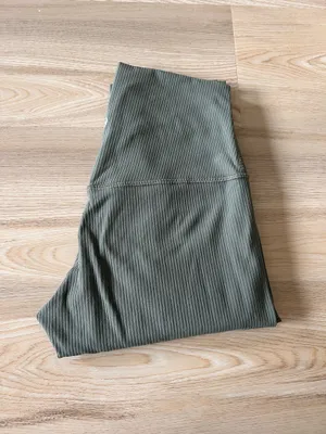 Lululemon Align High-Rise 25" ribbed olive green thumbnail 2
