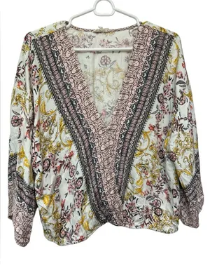 Mystree Floral V-Neck Bohemian Women's Top thumbnail 1