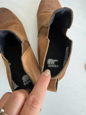Sorel Evie Pull On Boots, size 8.5 thumbnail 8