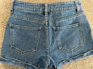 Jean Shorts thumbnail 2