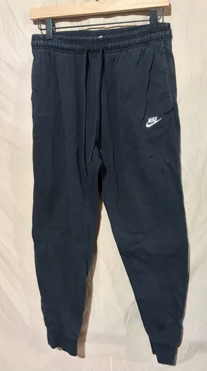 Nike joggers thumbnail 1