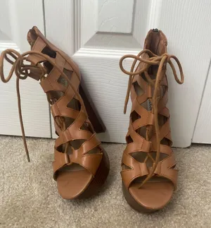 Steve Madden Platform Sandals thumbnail 3