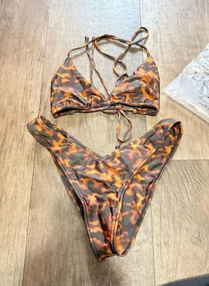 JMP the label Orange Size M thumbnail 1