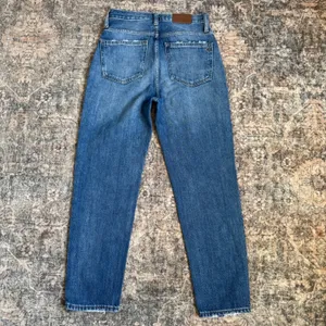 Madewell The Mom Jean High Rise Jeans Medium Wash Size 24 thumbnail 2