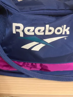 Reebok Vintage Blue and Magenta Duffel gym bag thumbnail 2