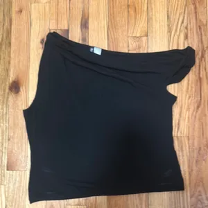H&M Divided Twist-Detail One-Shoulder Top in black thumbnail 3