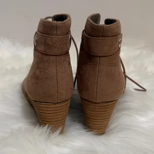 💙💖 Dr. Scholl's Brown Conquer Faux Suede Comfort Wedge Ankle‎ Booties thumbnail 4