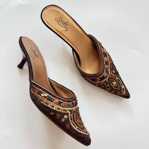VTG Y2K Beaded Sequin Pointed Toe Chocolate Brown Kitten Heel Mule Size 6.5 thumbnail 2