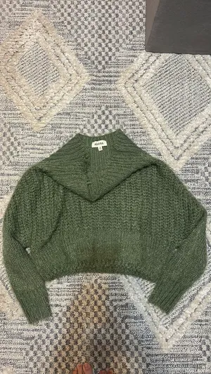 Green Cropped Sweater Boutique thumbnail 3