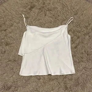 Know one cares silky rose tank top size medium thumbnail 3