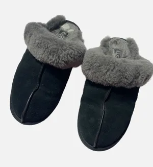 UGG Coquette Slippers Womens Black Grey Suede Sheepskin Fur Slides Loungewea 6.5 thumbnail 1