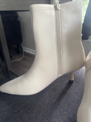 A New Day Women's Lonnie Kitten Heel Stretch Ankle Boots size 8 - WHITE thumbnail 2