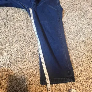 Croft & Barrow Womens Dark Wash Cropped Straight‎ Leg Jeans Size 10 thumbnail 6