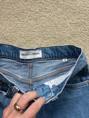 Aritzia Denim Forum High-Rise Jean shorts thumbnail 2