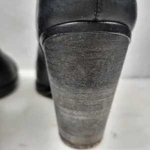 Vince‎ Camuto Helyn Ankle Boots Womens 8.5 Black Soft Leather Pull On Block Heel thumbnail 11